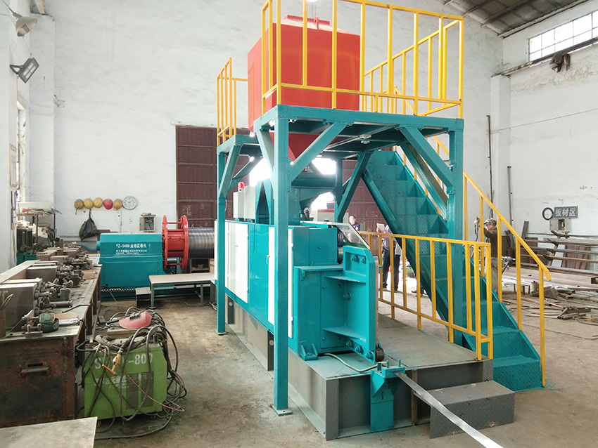 包芯線機(jī)生產(chǎn)現(xiàn)場(chǎng)